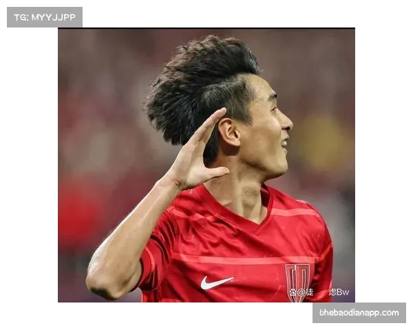 成都蓉城韦世豪点球破门 进攻端定位球效率保持稳定 成都蓉城韦世豪点球破门 进攻端定位球效率保持稳定